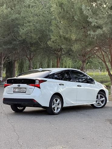 e2 byd: Toyota Prius: 2019 г., 1.8 л, Автомат, Гибрид, Хэтчбэк — 3