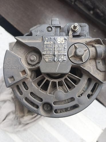 аккумуляторы 24: Генератор Mercedes-Benz 1999 г., Б/у, Оригинал — 3