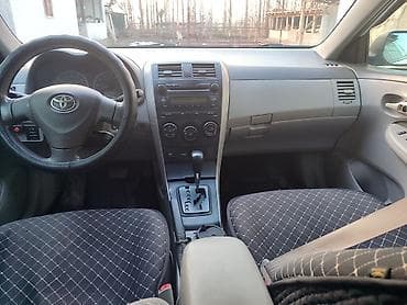 rav4 2004: Toyota Corolla: 2009 г., 1.8 л, Автомат, Бензин, Седан — 4