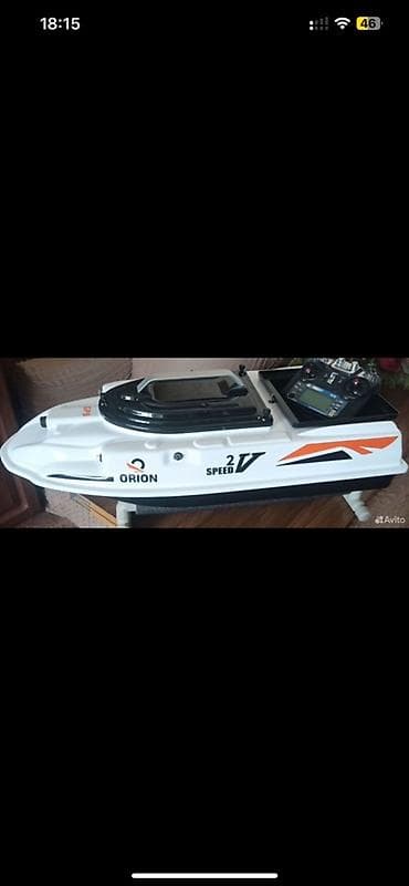 Прикормочный кораблик Орион, автопилот акваробот, глубиномер, скорость