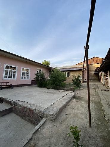 котед: 🏡 Үй сатылат! 📍 Дарек: Ош шаары. ГорбаНя кичи району. Ул депутатский — 1