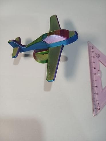 Спорт жана эс алуу: Декоративная модель самолёта на подставке, напечатанная на 3D‑принтере — 1