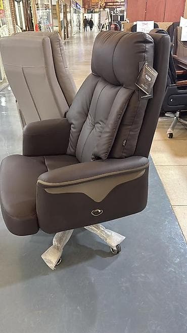 пневма сиденье: Офисное кресло, С колесиками, цвет - Коричневый, Экокожа — 3