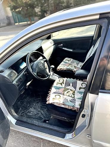 Унаа сатуу: Toyota Corolla: 2002 г., 1.6 л, Автомат, Бензин, Хетчбек — 8