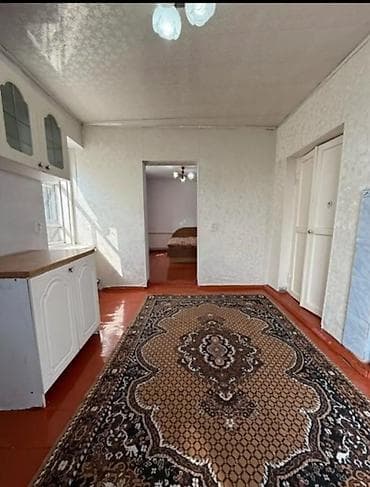 кызыл кыя аренда: 50 м², 3 комнаты, Утепленный, Забор, огорожен — 8