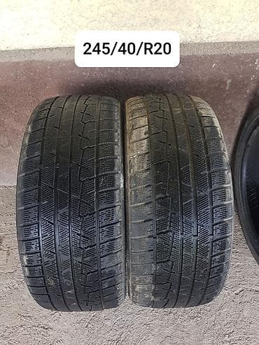 Зимние шины 245/40 R20 - Размер: 245/40 R20 (указан на фото). -