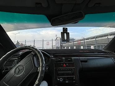 х5 2019: Mercedes-Benz E-Class: 1997 г., 2.5 л, Ручные, Дизель, Седан — 7