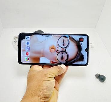 honor 9c: Redmi, Redmi 14C, Б/у, 128 ГБ, цвет - Синий, 2 SIM — 1