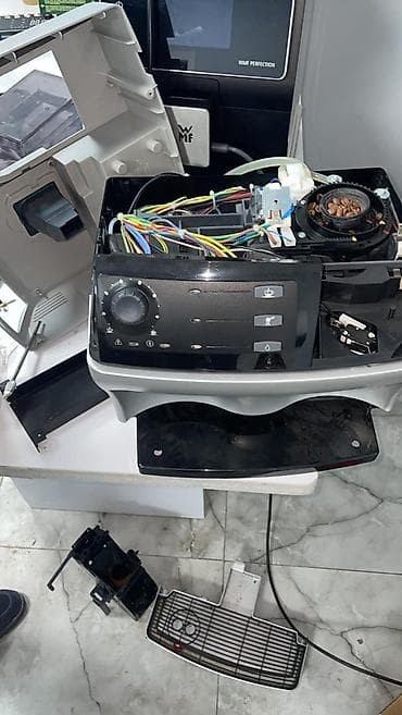 Профессиональная кофемашина Dr.Coffee PROXIMA (автоматическая)