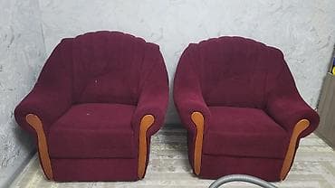 кресла мягкие: Пара кресел в классическом стиле. - Цвет обивки: бордовый, плотная — 1