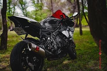 Мотоциклы: Спортбайк Yamaha YZF-R1 (R1) 2018 годо выпуска Пробег 12000 миль Все — 3
