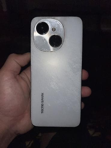 Смартфон TECNO Spark (белый)
Экран сломанный 64 гб
