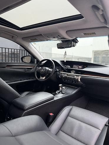 new beetle: Lexus ES: 2018 г., 3.5 л, Автомат, Бензин, Седан — 10