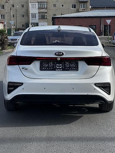 дом калоса: KIA K3, 2020 года выпуска 1.6 бензин Комплектация ПРЕСТИЖ Белый жемчуг — 7