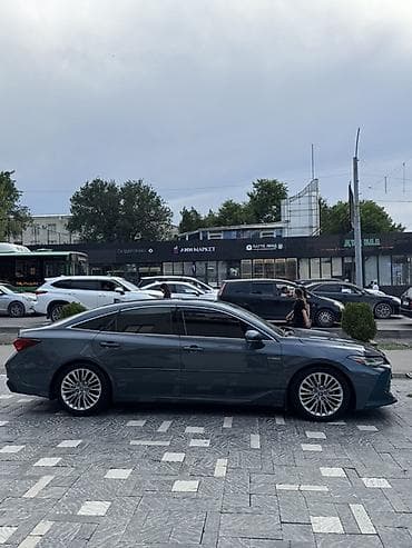 byd e2 2019: Toyota Avalon: 2019 г., 2.5 л, Вариатор, Гибрид, Седан — 2