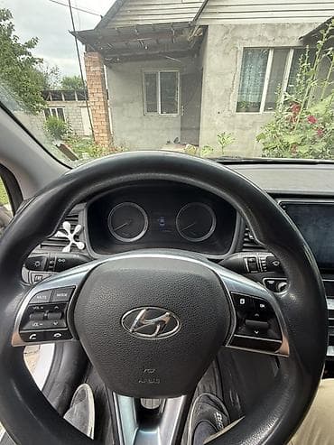 lada 2101: Hyundai Sonata: 2017 г., 2 л, Автомат, Газ, Седан — 5