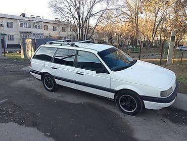 аварийная пассат: Volkswagen Passat: 1989 г., 1.8 л, Механика, Бензин, Универсал — 4