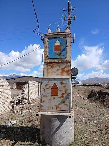 трансбой высокого давления: Масляный силовой трансформатор на опоре мощностью 100 кВт — 1