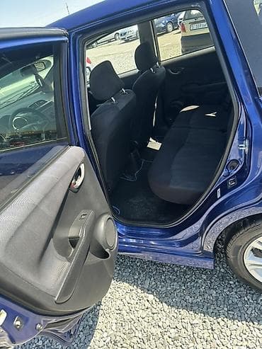 lexus 2001: Honda Fit: 2009 г., 1.5 л, Автомат, Бензин, Хэтчбэк — 9