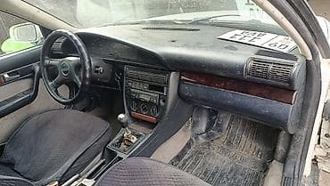 audi в4: Audi 100: 1993 г., 2.8 л, Механика, Бензин, Седан — 7