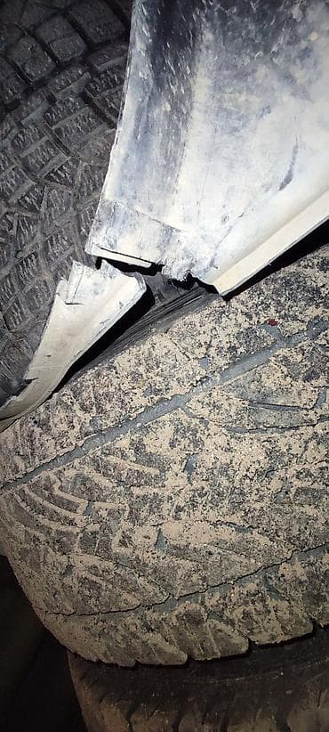 накладка на глушитель: Диффузор Mitsubishi 1992 г., Б/у, Оригинал, Япония — 2