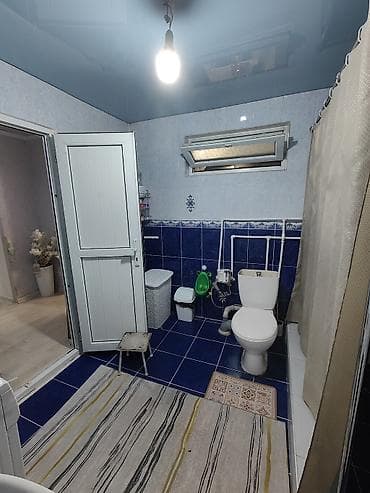 Продажа домов: Дом с двором и крытым навесом/верандой. - Кирпичный забор и — 4