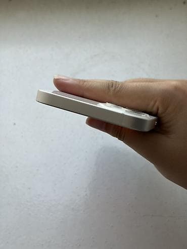 iphone xd: IPhone 13, Б/у, 128 ГБ, Старлайт, Чехол, Кабель, Коробка, 74 % — 9