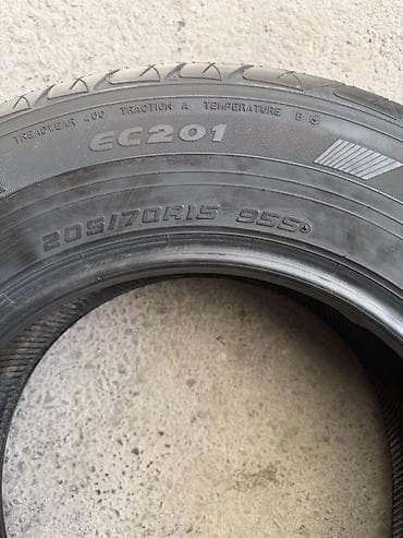pirelli p zero: Yokohama EC201. - Размер: 205/70 R15 95S - Индексы: нагрузка 95 (до — 4
