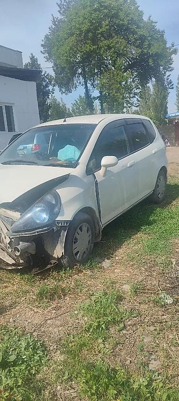 handa jazz: Honda Fit: 2002 г., 1.3 л, Вариатор, Бензин, Хэтчбэк — 2