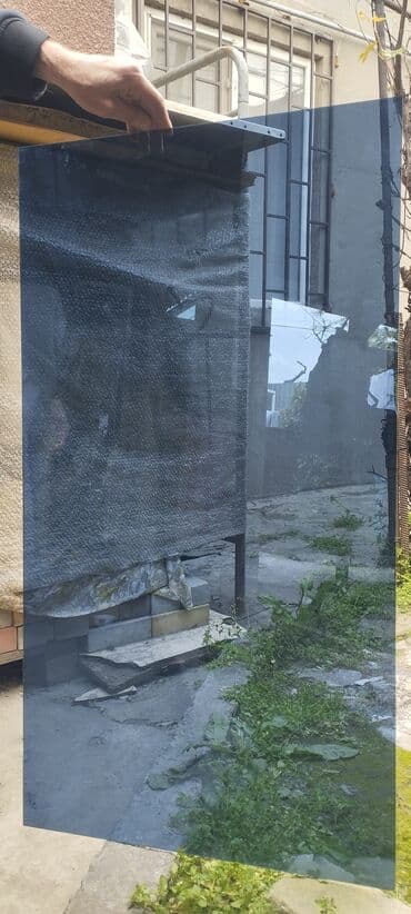 айнек терезе: Продаю стекло разный рисунок, отдам дёшево. есть целые листы и куски — 5
