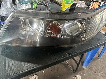 корпус фары: Передняя левая фара Honda — 1