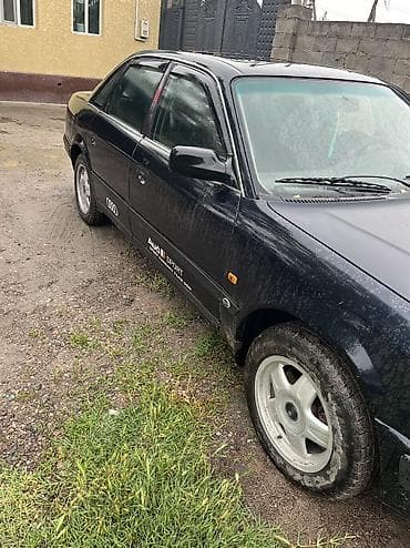 бар авто: Audi 100: 1991 г., 2.8 л, Кол менен иштөөчү, Бензин, Седан — 3