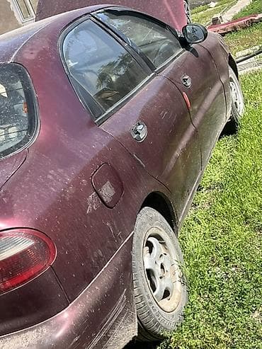 мотор морнинг: Daewoo Lanos: 1996 г., Механика, Седан — 5