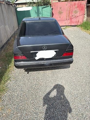 124 мерс салон: Mercedes-Benz W124: 1992 г., 2 л, Механика, Бензин, Седан — 2
