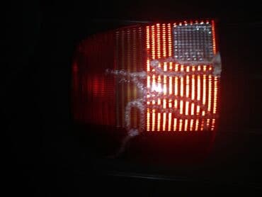 Автохимия: Задний левый стоп, фара пассат б5 разбитая плата целая полностью — 3