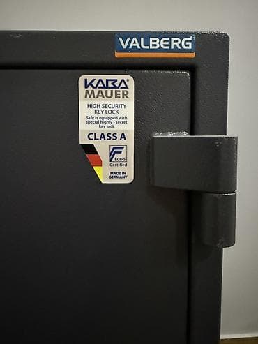 сейф для хранения денег: Сейф для денег и документов, Б/у, Механический, Комбинированные — 5