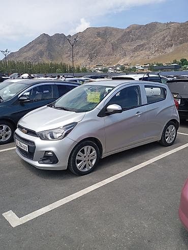 renault 21: Chevrolet Spark: 2017 г., Автомат, Бензин, Хэтчбэк — 2