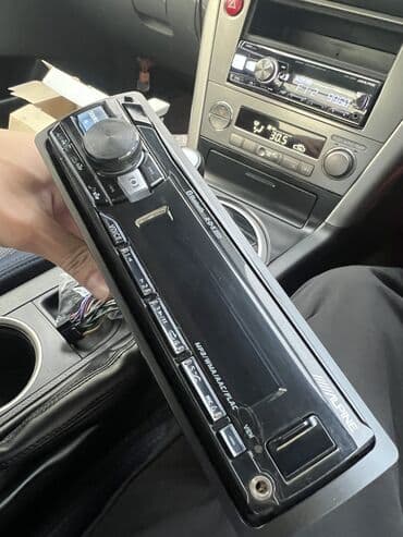 автомобильные магнитолы: Автомагнитола Alpine UTE-200ВТ б/у-5000сом-БЕЗ ТОРГА!!! Полный — 2