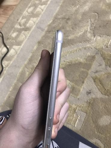 продаю айфон 7: IPhone 7, Новый, 32 ГБ, Серебристый, 100 % — 3