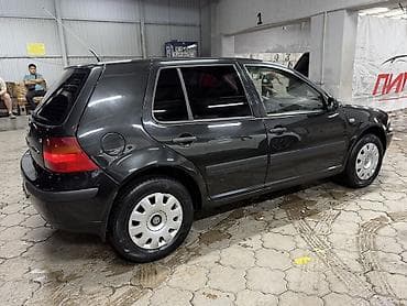 Продажа авто: Volkswagen Golf: 2003 г., 1.6 л, Механика, Бензин, Хэтчбэк — 10