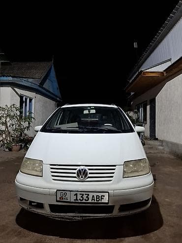 82 1: Volkswagen Sharan: 2002 г., 2 л, Минивэн — 4