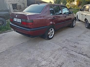 где купить машину: Volkswagen Vento: 1993 г., 1.8 л, Газ, Седан — 5