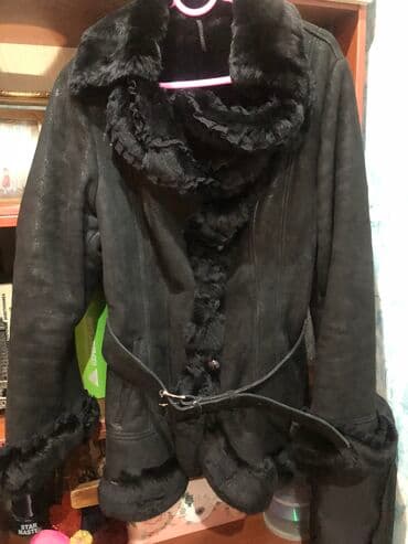 Продаю Итальянскую дубленку .размер 44-46,покупала в салоне Меха