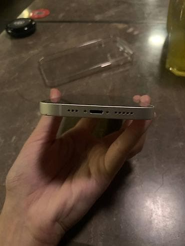 айфон 14мини: IPhone 13,белый цвет (Starlight). Основные характеристики: - Экран — 3