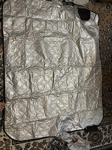 Теплоотражающий чехол на лобовое зеркало автомобиля (новая не