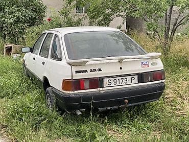 14: Ford Sierra: 1991 г., 1.6 л — 3