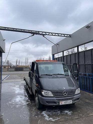 коробка на бус сапог: Эвакуатор, Mercedes-Benz, Прямая — 1