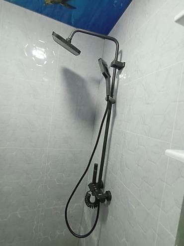 бассейн с шарами: Душевая зона с оборудованием и отделкой - Полноценная душевая без — 2