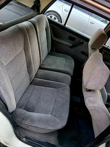 e50 amg: Volkswagen Golf: 1988 г., 1.8 л, Механика, Бензин, Хэтчбэк — 7