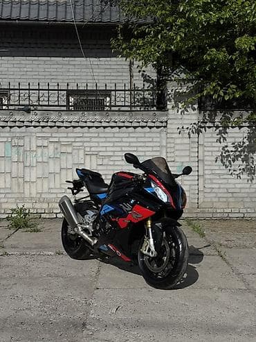 m 5: Спортбайк BMW, 1000 куб. см, Бензин, Взрослый, Б/у — 3